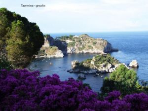 imagine to have a villas in taormina with this view