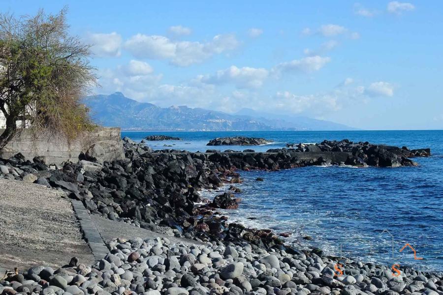 Private access to the rocky bay and sea from Sea Terrace, Torre Archirafi Eastern Sicily