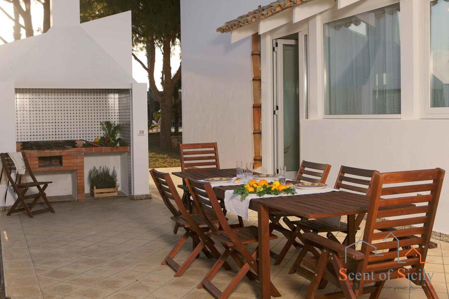 BBQ area in Villa Lory, Marsala Western Sicily 