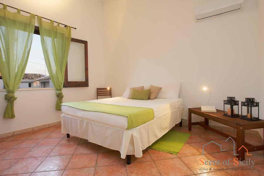 Green double bedroom in Villa Lory, Marsala Western Sicily - main house