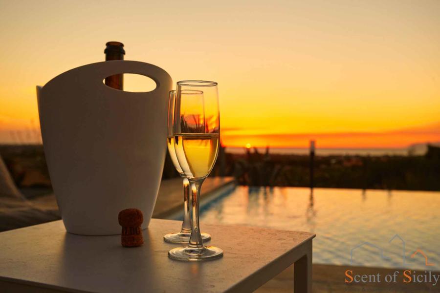 Marsala-Luxury-Villa-Ladybird-Scent-of-Sicily-Sunset-aperitif