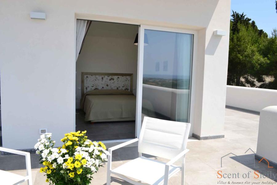 Marsala-Luxury-Villa-Ladybird-Scent-of-Sicily-terrace-bedroom