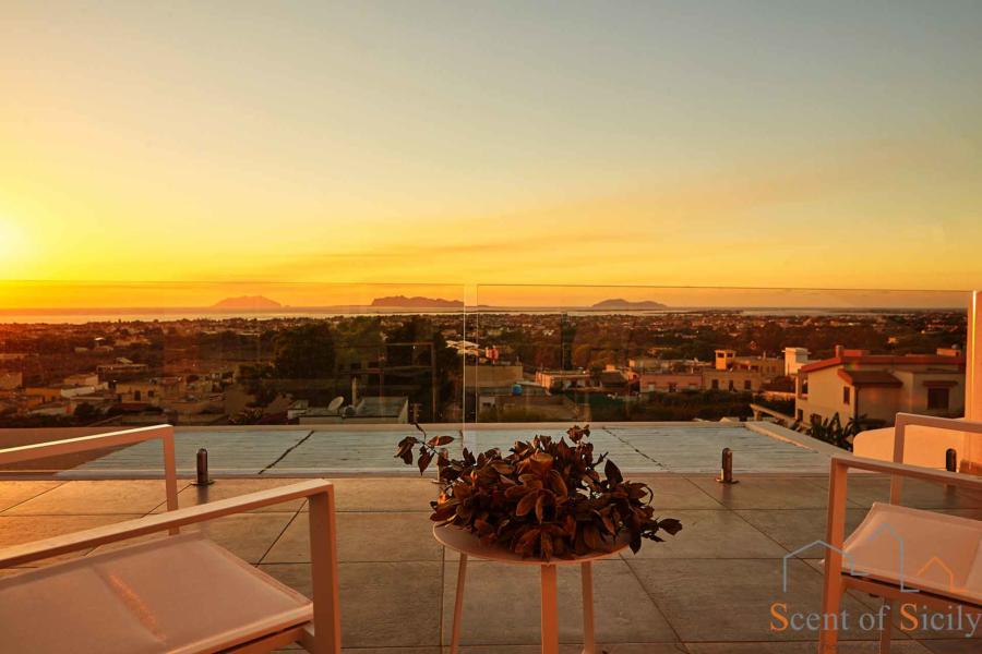 Marsala-Luxury-Villa-Ladybird-Scent-of-Sicily-Sunset
