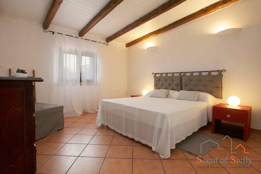 Master double bedroom in the dependance of Villa Gio, Marsala, Western Sicily