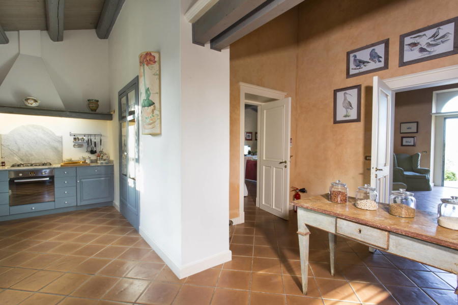 Towards the kitchen of Casale dell'Ulivo Syracuse Scent of Sicily