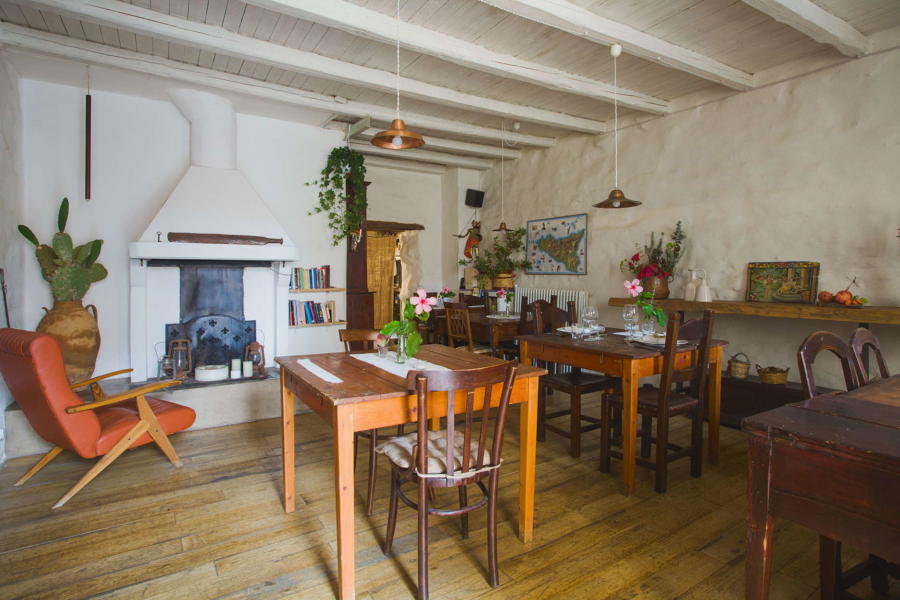 Living room, Magical House Gratteri, Sicily