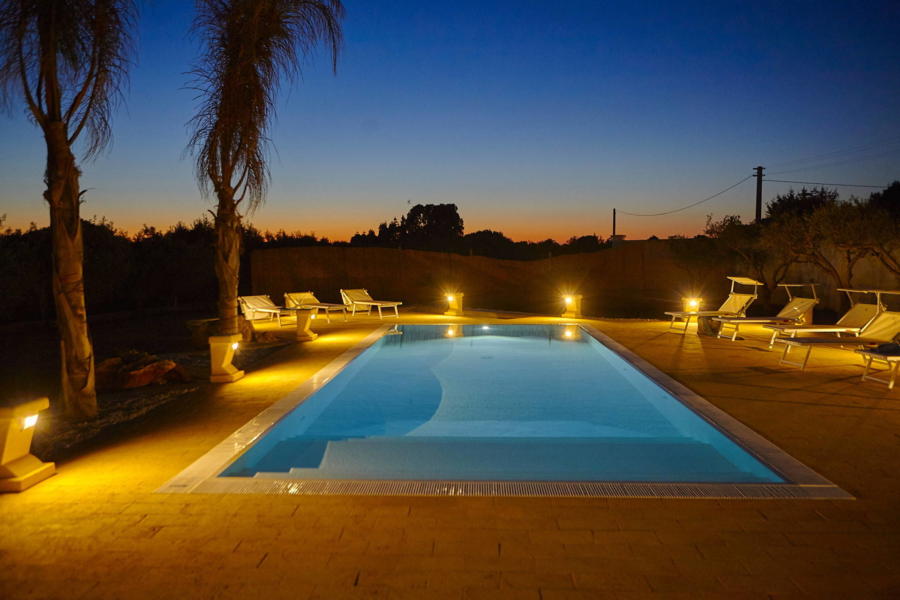 Enjoy the warm evenings  Villa del Tufo Marsala Scent of Sicily