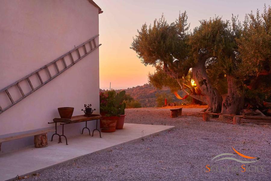 Warm evenings in Villa Marina Cefalu area Scent of Sicily