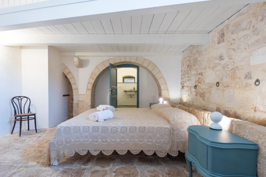 Elegant and bright double bedroom in Sicilian Heritage Ragusa Scent of Sicily