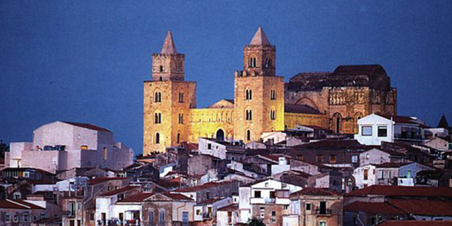 Panoramic view of Cefalù