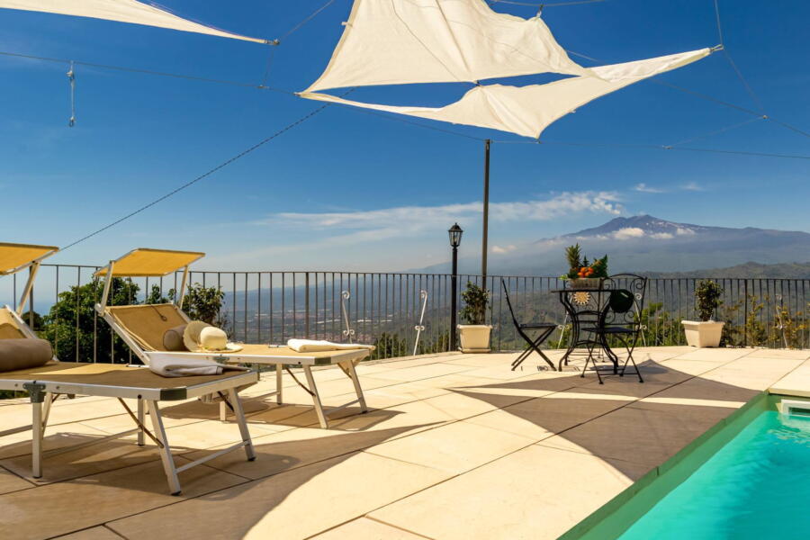 Villa-Terrace-taormina-poolArea-ScentOfSicily