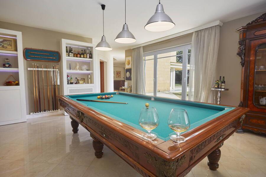 Billiard room