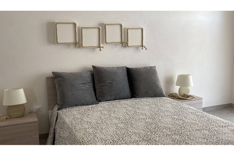 The ground floor "corda" double bedroom en suite