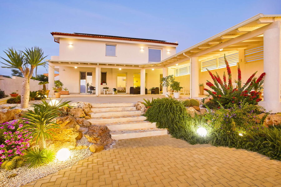 From the patio to the pool