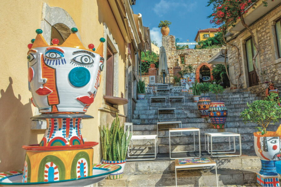 Scalinata_ceramiche_Taormina