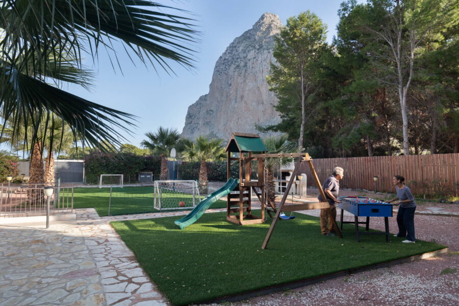 VillSeaBreeze_SanVitoLoCapo_Sicily_ChildrenArea_ScenTravel