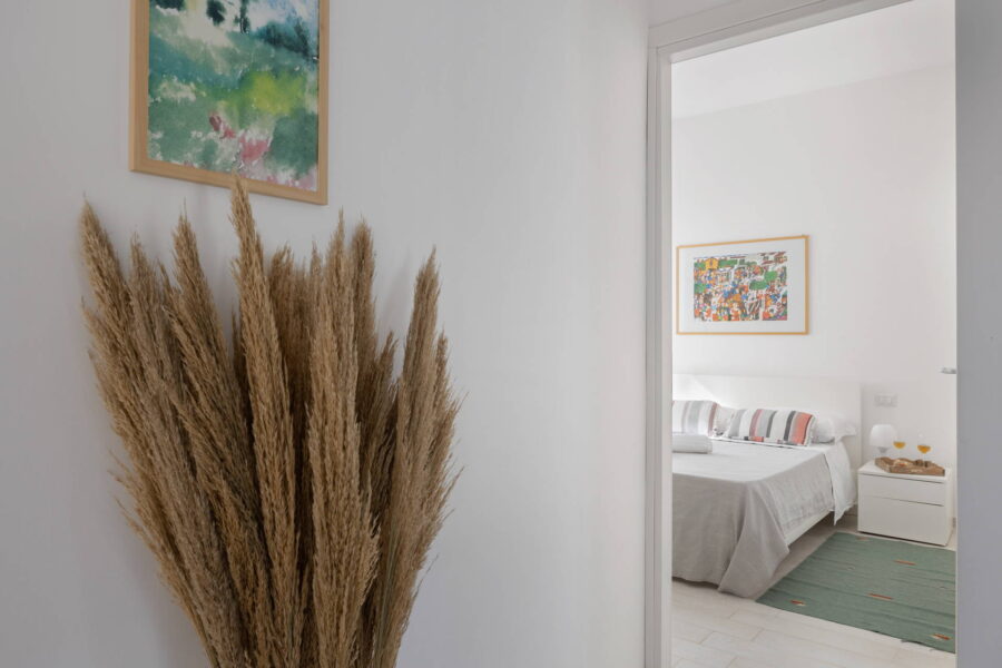 VillSeaBreeze_SanVitoLoCapo_Sicily_GroundFloorBedroom_ScenTravel