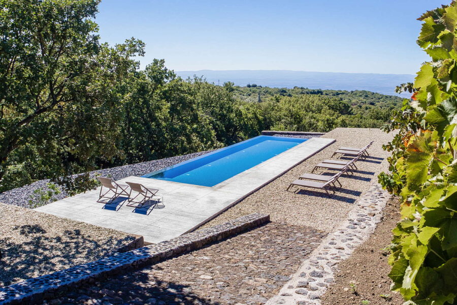 VillaSciara_Etna_PoolTime_ScentOfSicily