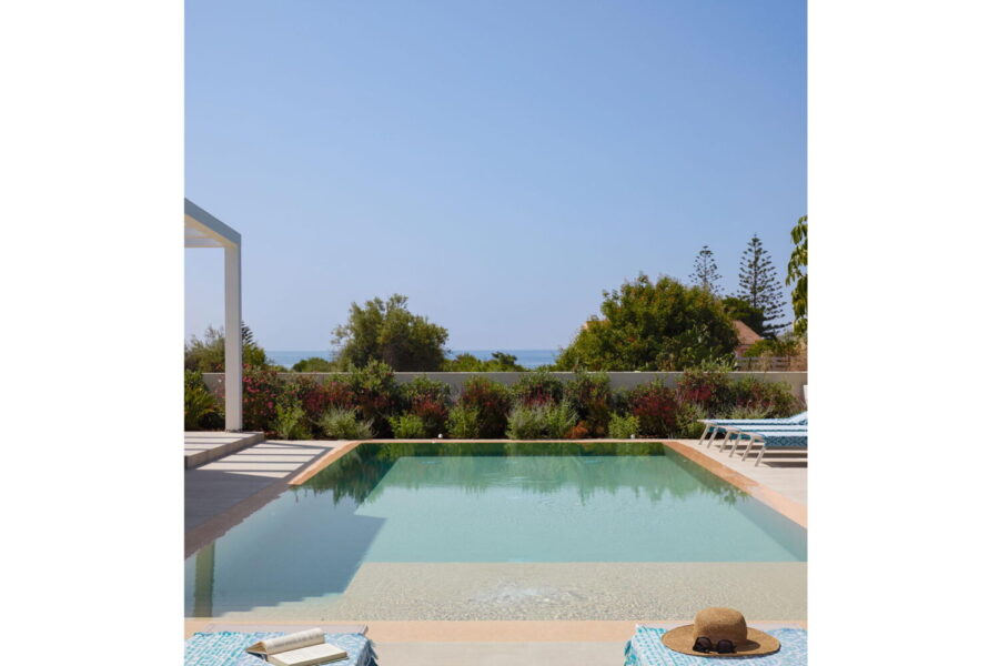 Sea Essence private pool with sea view in Pozzallo, modern Sicily villa with pool overlooking the Mediterranean – Sicily Luxury Villas