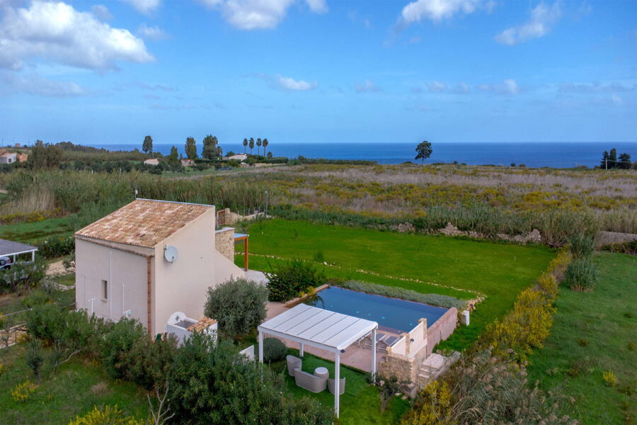 Villa Brezza Marina in Scopello with private pool, pergola and panoramic sea view surrounded by countryside – Sicily Luxury Villas and Sicily villas with pool